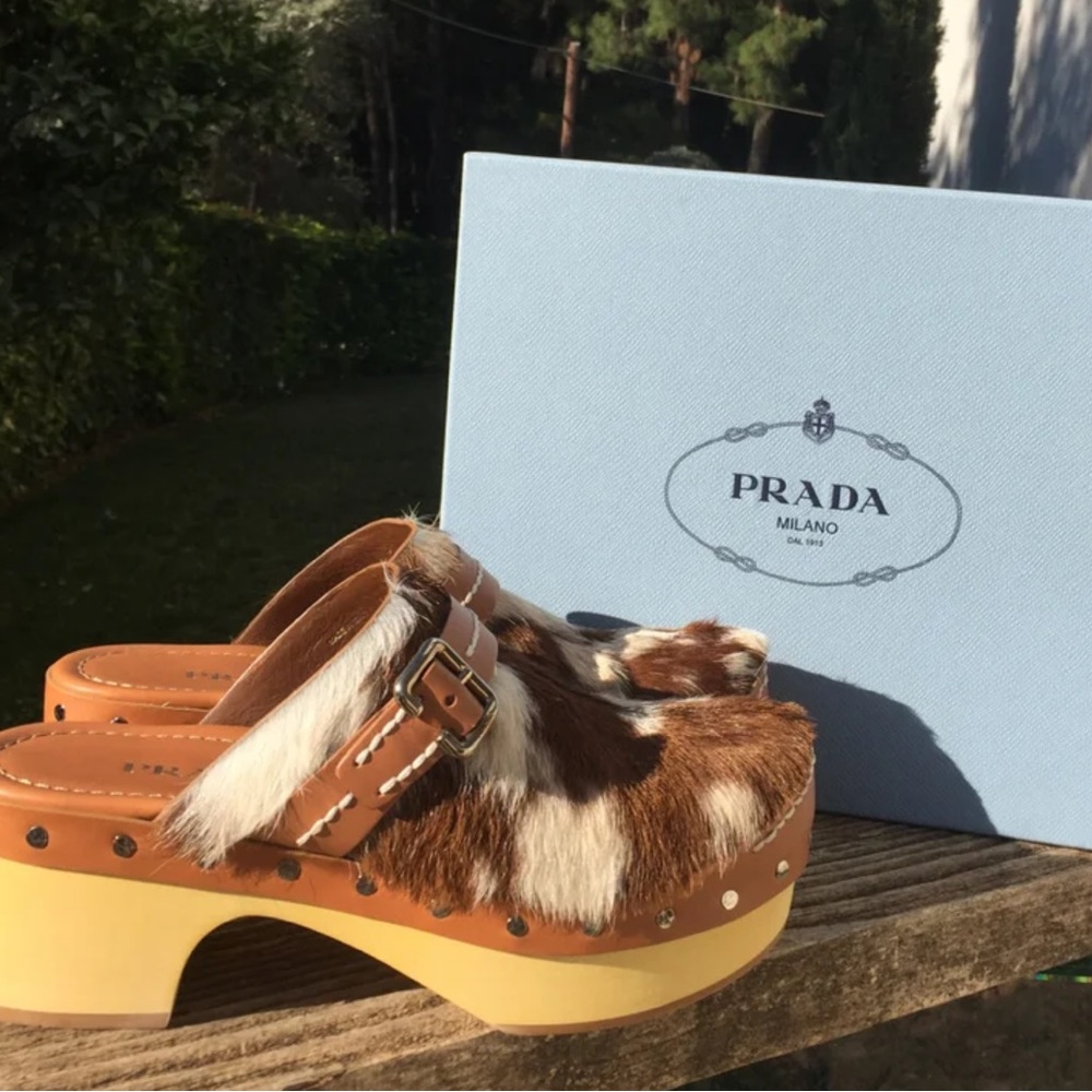 NIB RARE PRADA FUR CLOGS🎉🎉🎉🎉